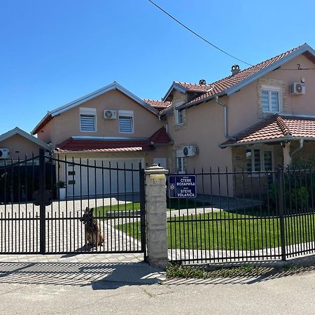 Apartman Diamond Lux Surčin Εξωτερικό φωτογραφία