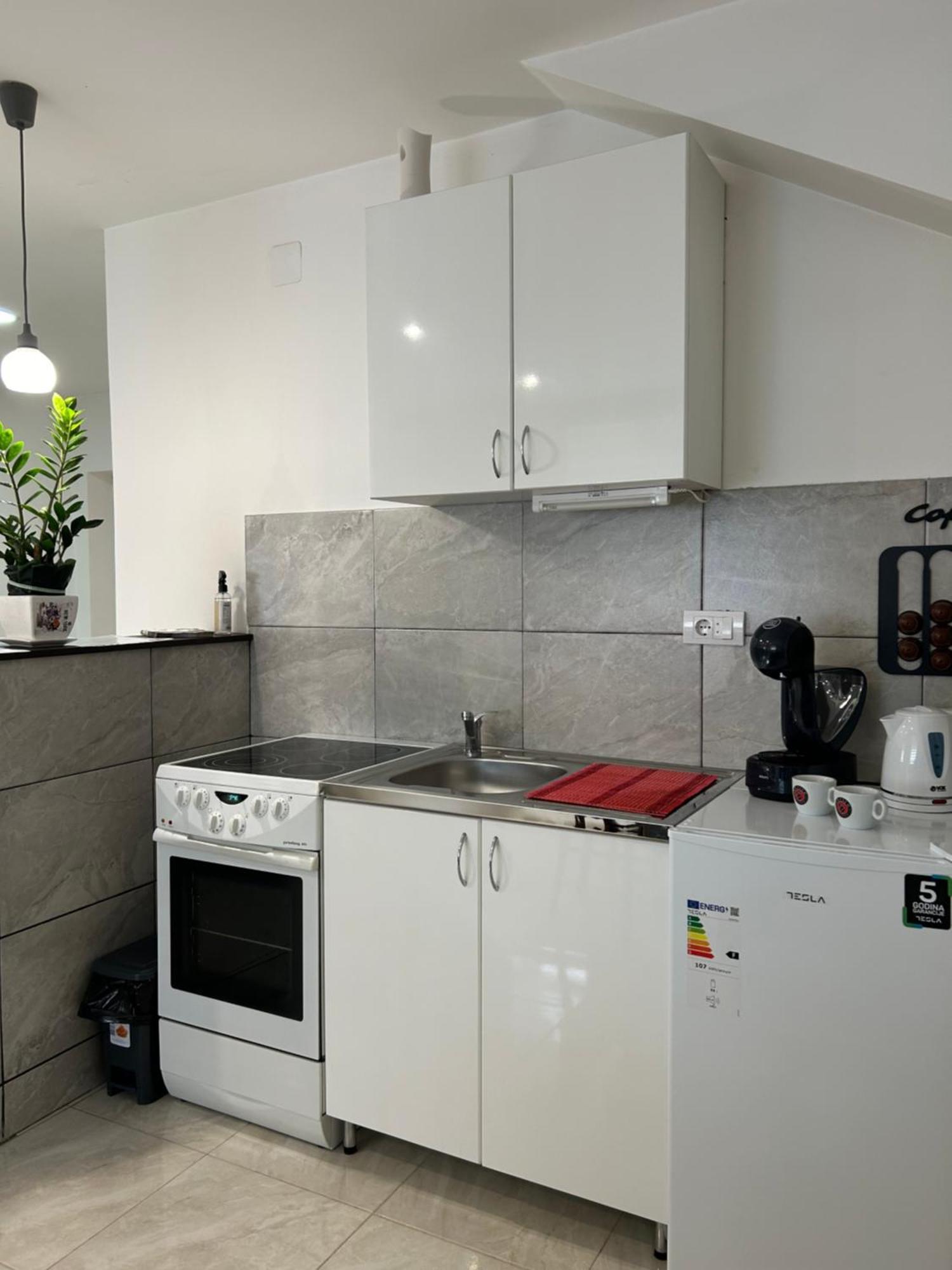 Apartman Diamond Lux Surčin Εξωτερικό φωτογραφία