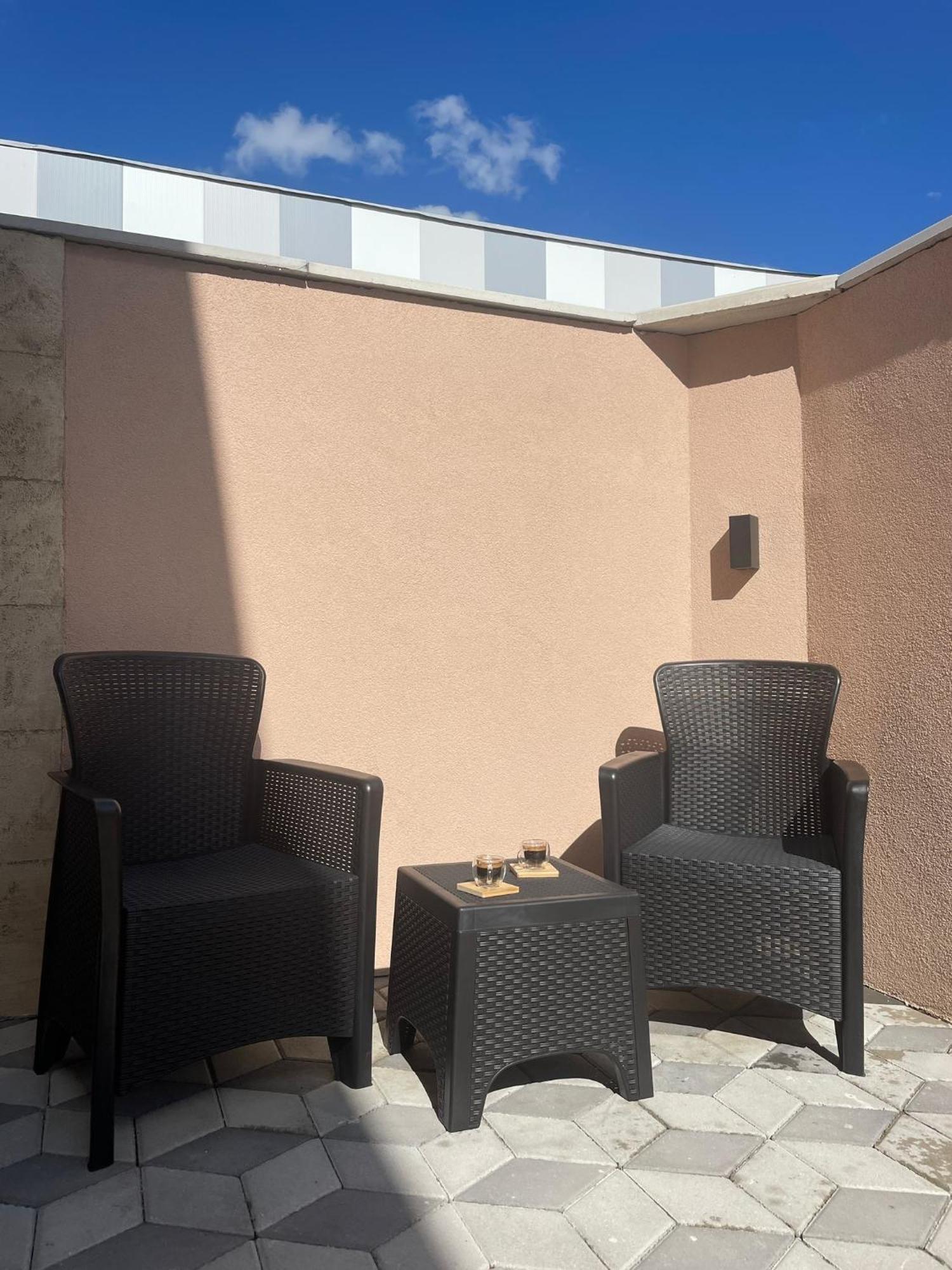 Apartman Diamond Lux Surčin Εξωτερικό φωτογραφία