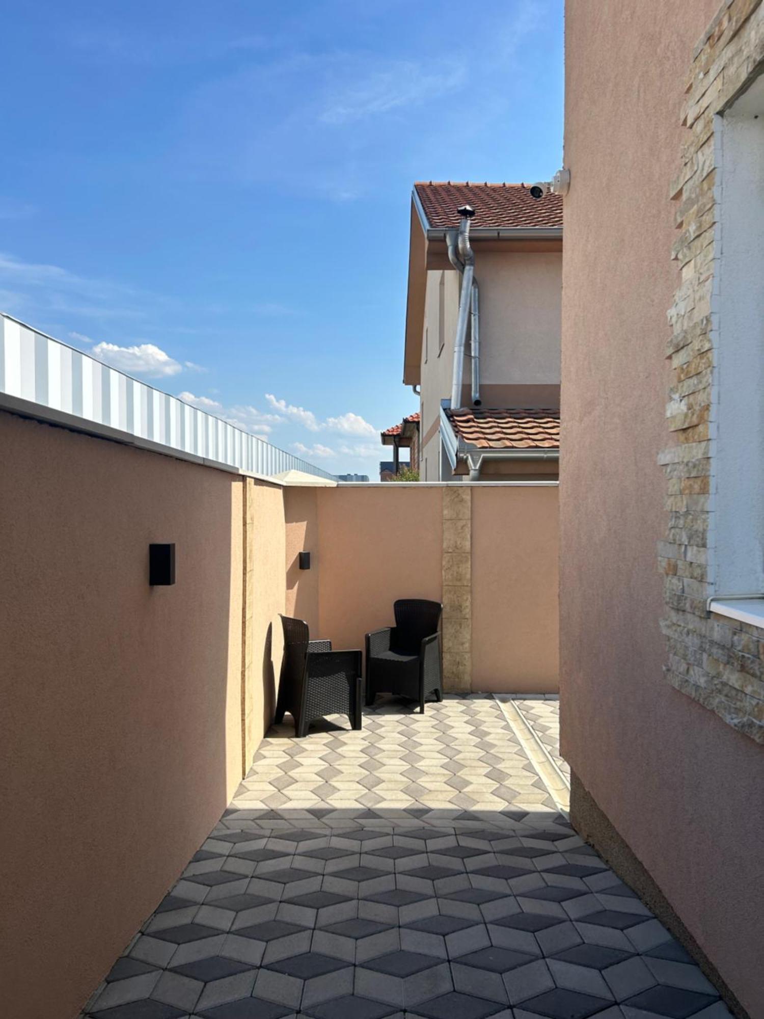 Apartman Diamond Lux Surčin Εξωτερικό φωτογραφία